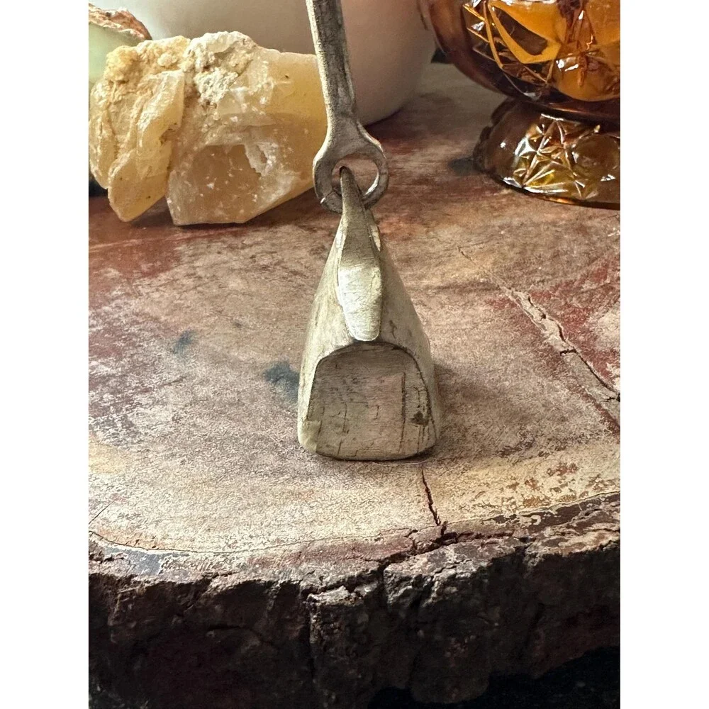 Vintage Star Candle Snuffer – Cast Metal Wick Extinguisher, Rustic Cottagecore D